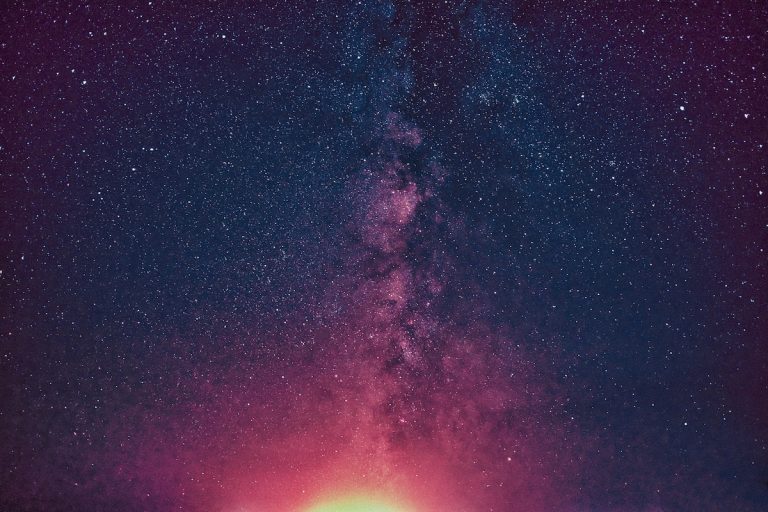 How to pass parameters in FastAPI?